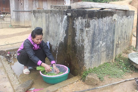 Đổi thay ở É Tòng
