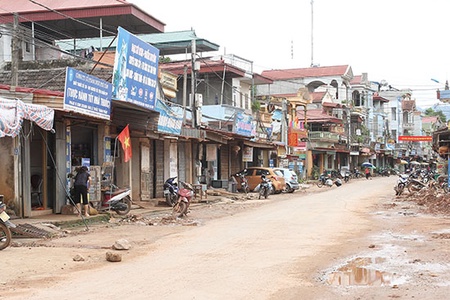Về miền quê biên giới
