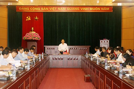 Hội nghị trực tuyến về tình hình triển khai thực hiện Nghị quyết số 18,19 của BCH Trung ương Đảng khóa XII và Nghị quyết số 76 của HĐND tỉnh