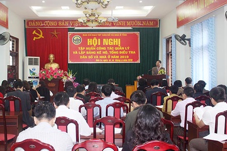 Tập huấn công tác quản lý và lập bảng kê hộ, tổng điều tra dân số và nhà ở năm 2019