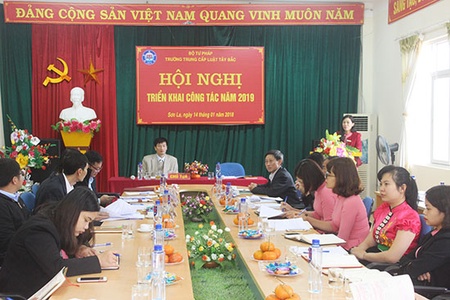 Trường Trung cấp Luật Tây Bắc triển khai công tác năm 2019