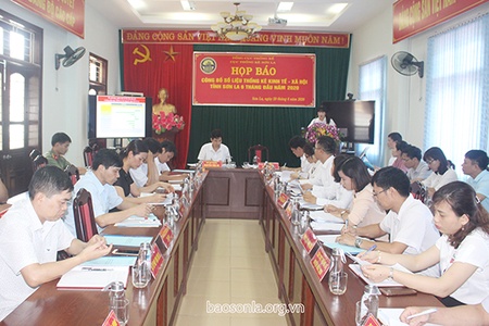 Họp báo công bố số liệu thống kê KT-XH tỉnh Sơn La 6 tháng đầu năm 2020