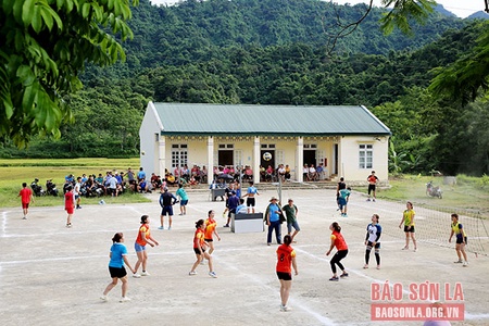 Quản lý, sử dụng nhà văn hóa sau sáp nhập bản, tiểu khu, tổ dân phố