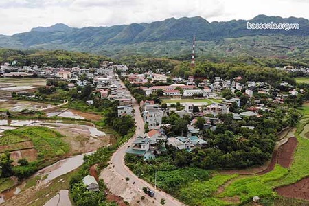 Phát huy dân chủ, sức mạnh đoàn kết các dân tộc xây dựng huyện Yên Châu phát triển toàn diện, bền vững