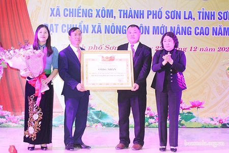 Xã Chiềng Xôm đạt chuẩn nông thôn mới nâng cao năm 2020