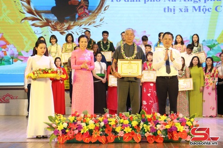 Xây dựng xã hội học tập, vì tương lai tươi sáng