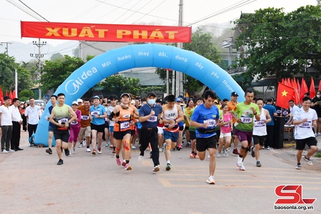 Yen Chau district’s running tournament 2024 opens