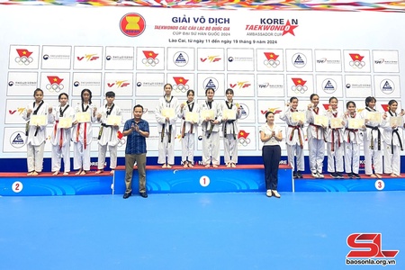 Đội tuyển Taekwondo Sơn La cựt đảy 12 huy chương nẳng giải pùn pẹ Taekwondo pưng CLB hươn mương