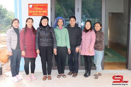 Đồng hành cùng xã vùng III