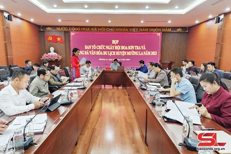 Ngày hội hoa sơn tra  tại Ngọc Chiến, Mường La diễn ra vào ngày 18 và 19/3