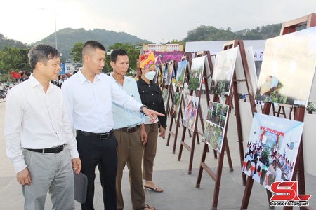 Trưng bày  122 tác phẩm ảnh chủ đề “Cà phê Sơn La - Hành trình tạo nên thương hiệu”