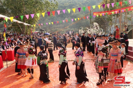 Độc đáo Lễ hội Gầu tào - Pó Pao xã Huổi Một