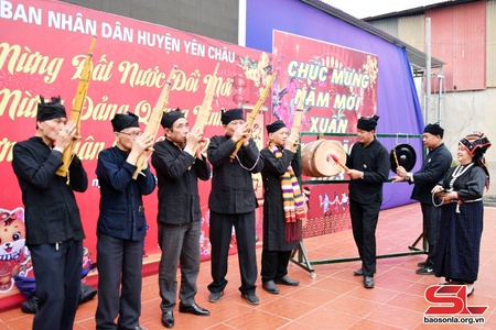 Đặc sắc khèn bè Yên Châu