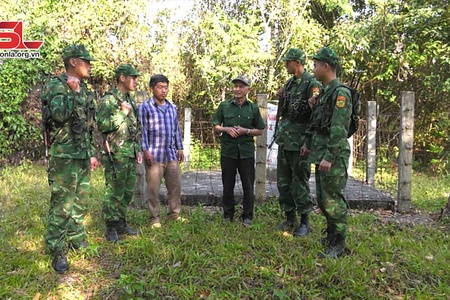Những "cột mốc sống" nơi biên cương
