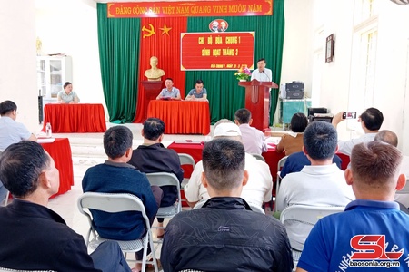 Đồng chí Chánh Thanh tra tỉnh dự sinh hoạt chi bộ cơ sở