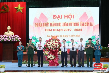 Đại hội thi đua quyết thắng LLVT tỉnh Sơn La