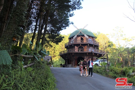 The Nordic Village – Không gian Bắc Âu trên đỉnh Hua Tạt