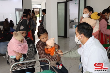 Tập trung cho chiến dịch tiêm vắc xin phòng bệnh sởi