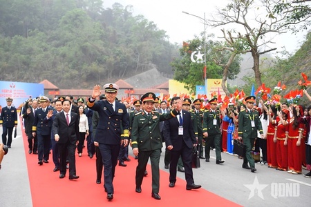 Giao lưu hữu nghị quốc phòng biên giới Việt Nam - Trung Quốc lần thứ 9 thành công tốt đẹp