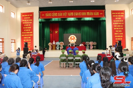 Tuyên truyền pháp luật phòng, chống ma túy tại Trường Phổ thông Dân tộc Nội trú tỉnh