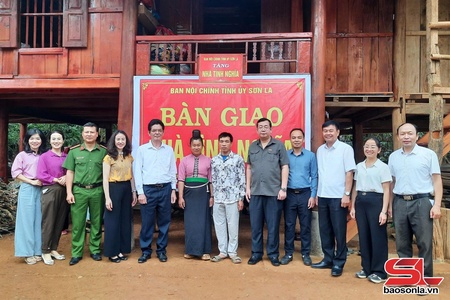 Đoàn giám sát của Tỉnh ủy làm việc tại huyện Yên Châu