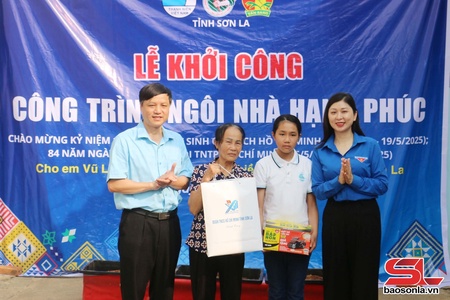 Khởi công công trình “Ngôi nhà hạnh phúc”