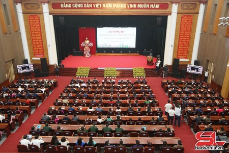 Sơn La công bố các nghị quyết, quyết định của Trung ương và của tỉnh về thực hiện chính quyền địa phương hai cấp; thành lập tổ chức đảng; chỉ định nhân sự cấp ủy, lãnh đạo HĐND, UBND, MTTQ Việt Nam cấp xã