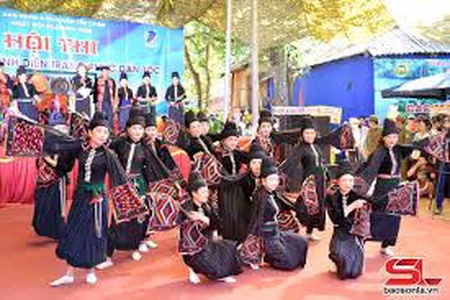 TRỞ LẠI YÊN CHÂU