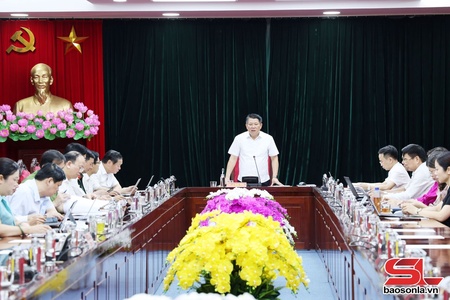 Đẩy mạnh cải cách hành chính trong Đảng, MTTQ và các tổ chức chính trị - xã hội