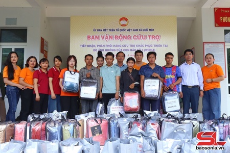 Hỗ trợ nhân dân bị thiệt hại do thiên tai tại xã Huổi Một