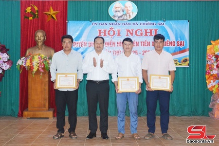 Hội nghị tuyên dương điển hình tiên tiến xã Chiềng Sại