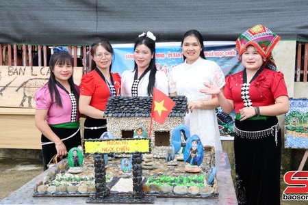 Độc đáo hội thi xếp đá