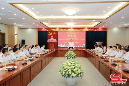 Xây dựng bộ máy tinh gọn, hiệu quả, đáp ứng yêu cầu nhiệm vụ