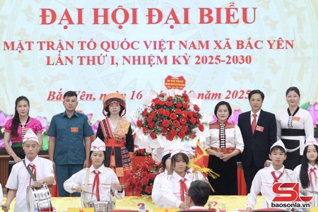 Tiếp tục củng cố, mở rộng khối đại đoàn kết