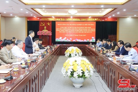 Đoàn công tác của Bộ Nông nghiệp và Môi trường làm việc tại tỉnh Sơn La