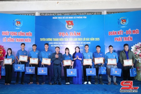 Tọa đàm “Khát vọng cống hiến - Lẽ sống thanh niên” tại xã Phiêng Pằn