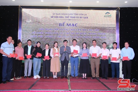 Bế mạc hội nghị tập huấn về phát triển du lịch nông nghiệp, nông thôn