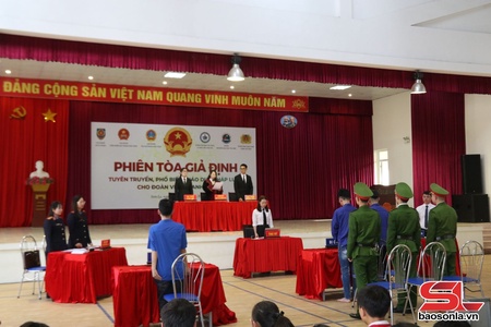 Phiên tòa giả định tuyên truyền, giáo dục pháp luật cho đoàn viên, thanh niên