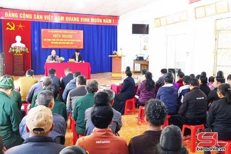 Đối thoại trực tiếp giữa Chủ tịch UBND phường Chiềng An với nhân dân bản Phứa Cón