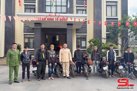 Xử lý nhóm thanh, thiếu niên vi phạm quy định khi tham gia giao thông