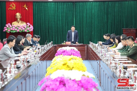 Đẩy mạnh cải cách hành chính trong Đảng, nâng cao hiệu lực, hiệu quả hoạt động của bộ máy