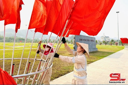Tập trung lập và niêm yết danh sách cử tri