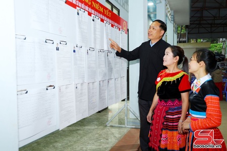 Cử tri xã Bắc Yên nô nức đi bỏ phiếu bầu cử