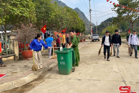 Chiềng La nỗ lực thực hiện tiêu chí môi trường