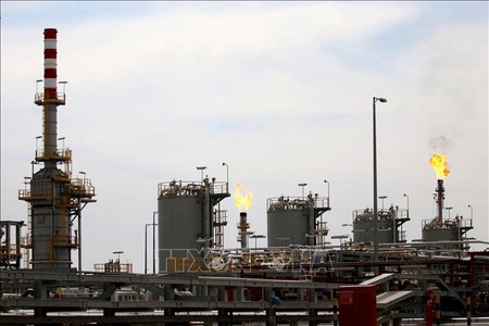 Giá dầu giảm mạnh trước thông tin Mỹ, Iran sắp đạt thỏa thuận hòa bình