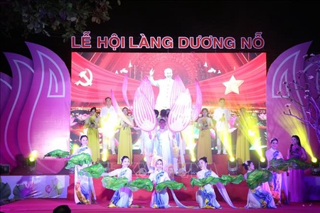 Khai mạc Lễ hội làng Dương Nỗ - nơi Bác Hồ sinh sống, học tập thời niên thiếu
