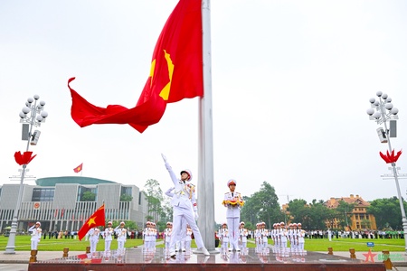 Lễ Thượng cờ Quốc gia trên Quảng trường Ba Đình