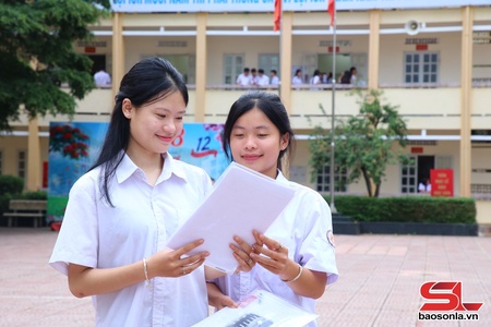 Thí sinh Sơn La hoàn thành bài thi môn tự chọn, khép lại Kỳ thi tốt nghiệp THPT năm 2026