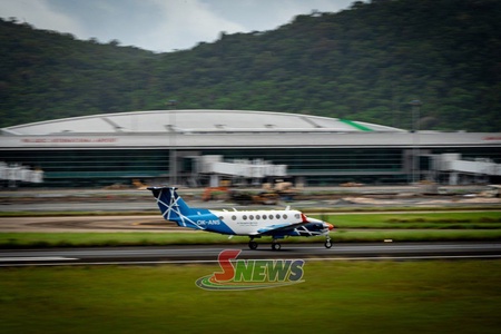 Chuyến bay hiệu chuẩn đầu tiên trên đường cất hạ cánh số 2 sân bay Phú Quốc