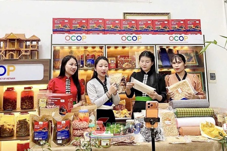 Khơi sức dân từ phong trào “Dân vận khéo”